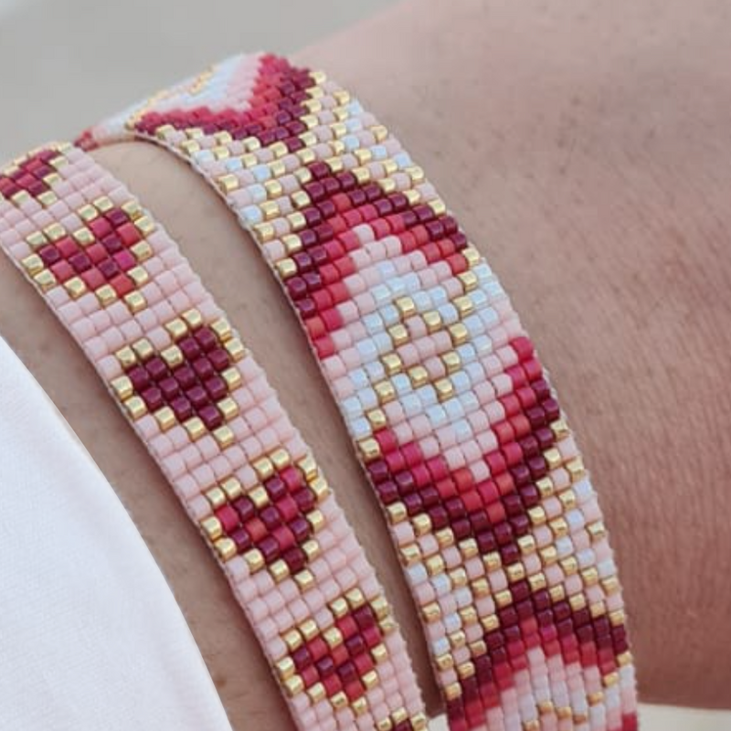 Heart Loom Beaded Bracelet